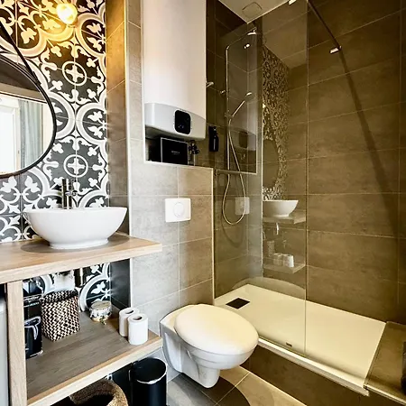 Apartment Le Grand Napo T2 En Centre