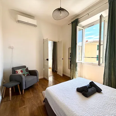Le Grand Napo T2 En Centre Apartment *