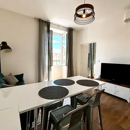 Le Grand Napo T2 En Centre Apartment *